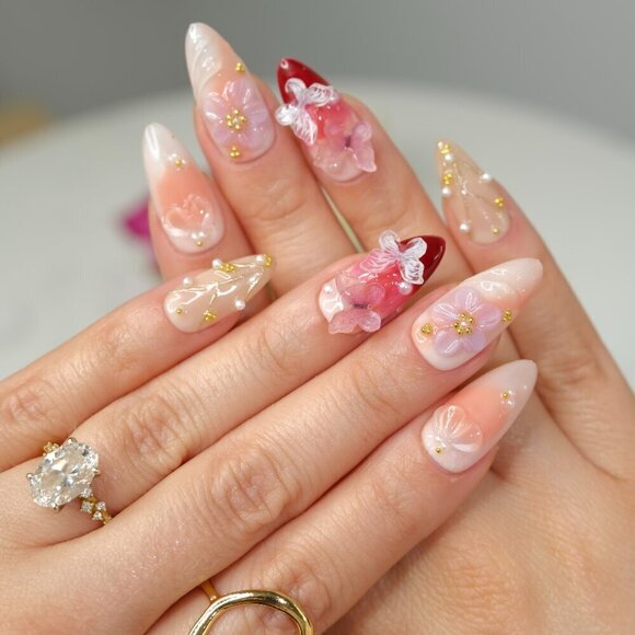 tipsy | Handmade Press On Nails | Almond Medium| Floral 3D Nail | Rosè All Day - Picture 5 of 14